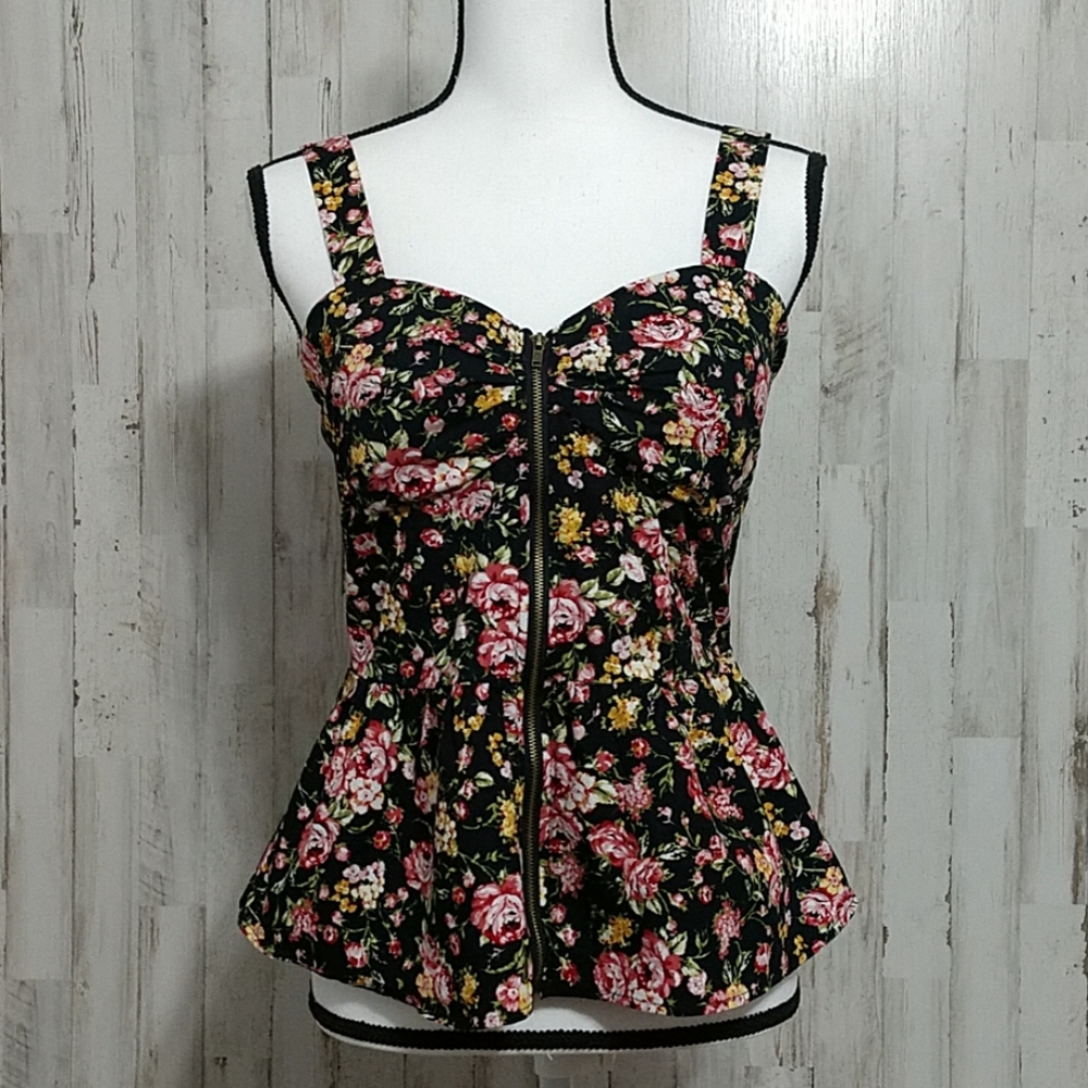 Active USA Black Floral Sleeveless Top